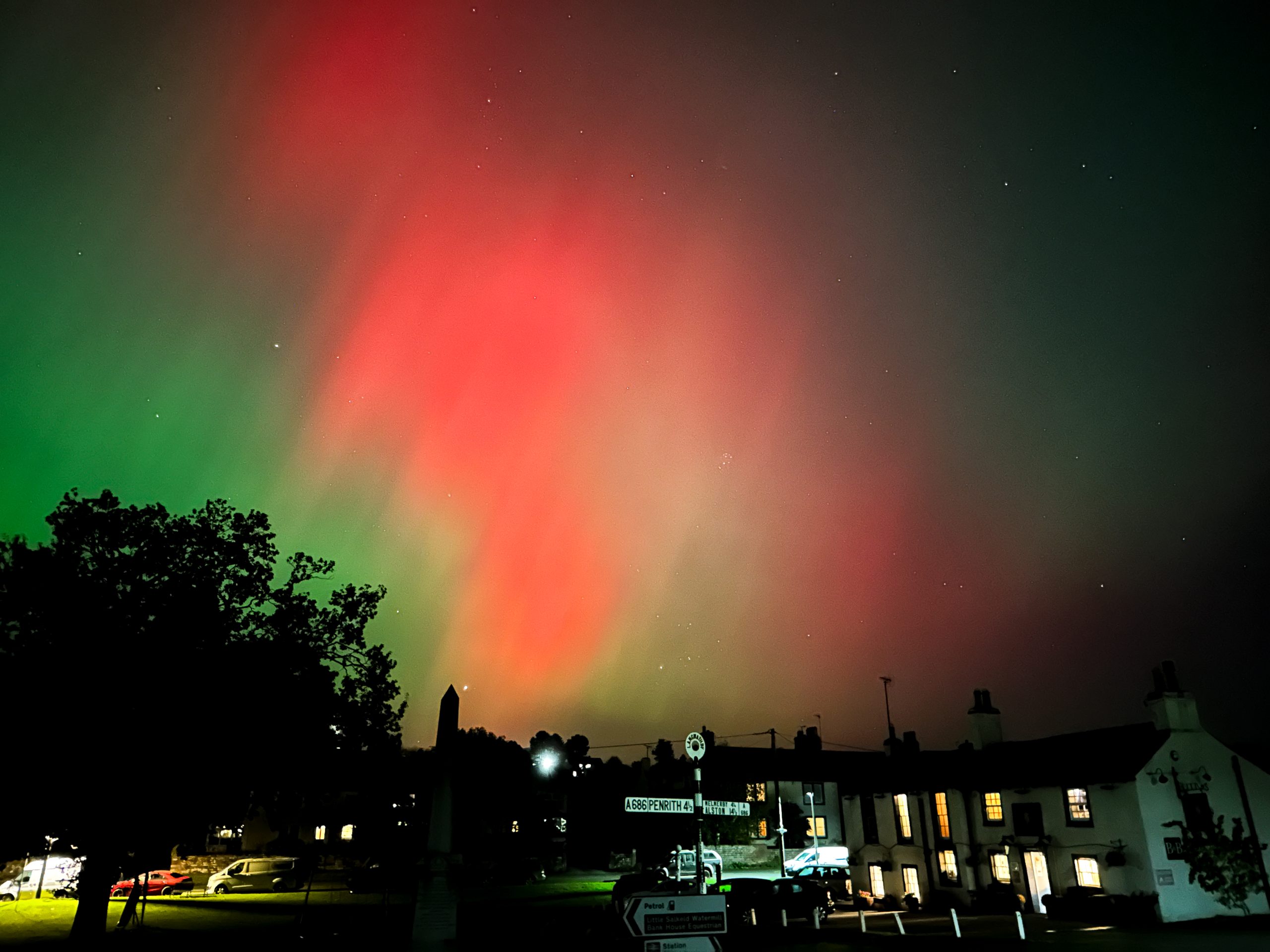 Northern Lights at The Shepherd Inn Northern Lights behind the Shepherd Inn